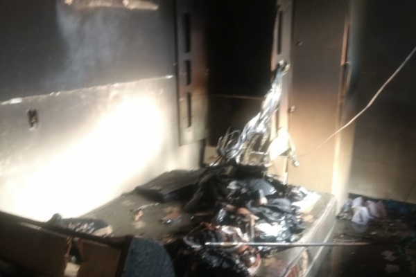28-incendio16327A7A9-944E-1E64-1399-B031EA762E4F.jpg